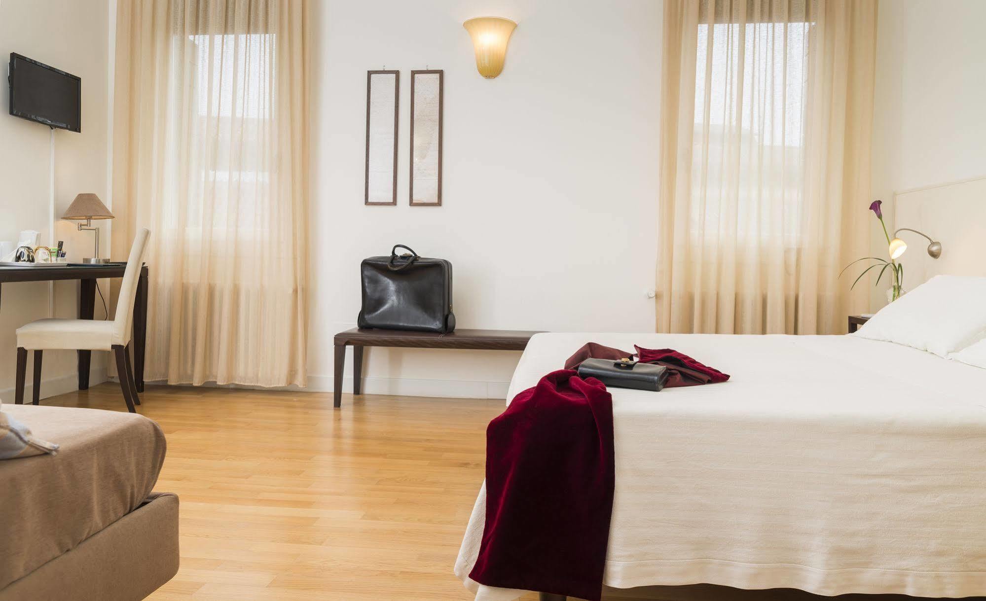 Lina Bed & Breakfast *